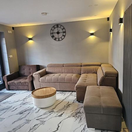 Urban Escape *4 Bedroom House* With Free Parking Birmingham Exterior photo